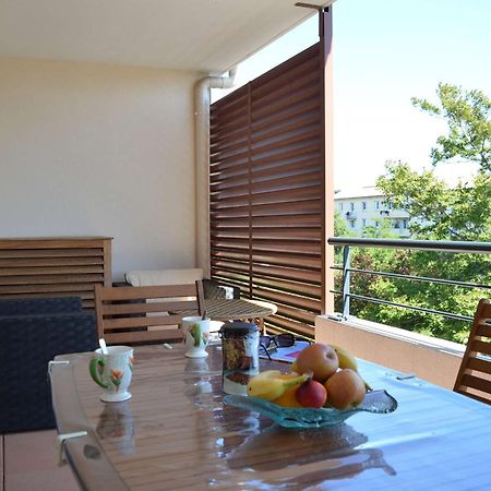 Spacieux 3 Pieces Avec Terrasse, Piscine Et Garage, A 2 Pas De La Plage - Saint Raphael - Fr-1-226A-274 Luaran gambar