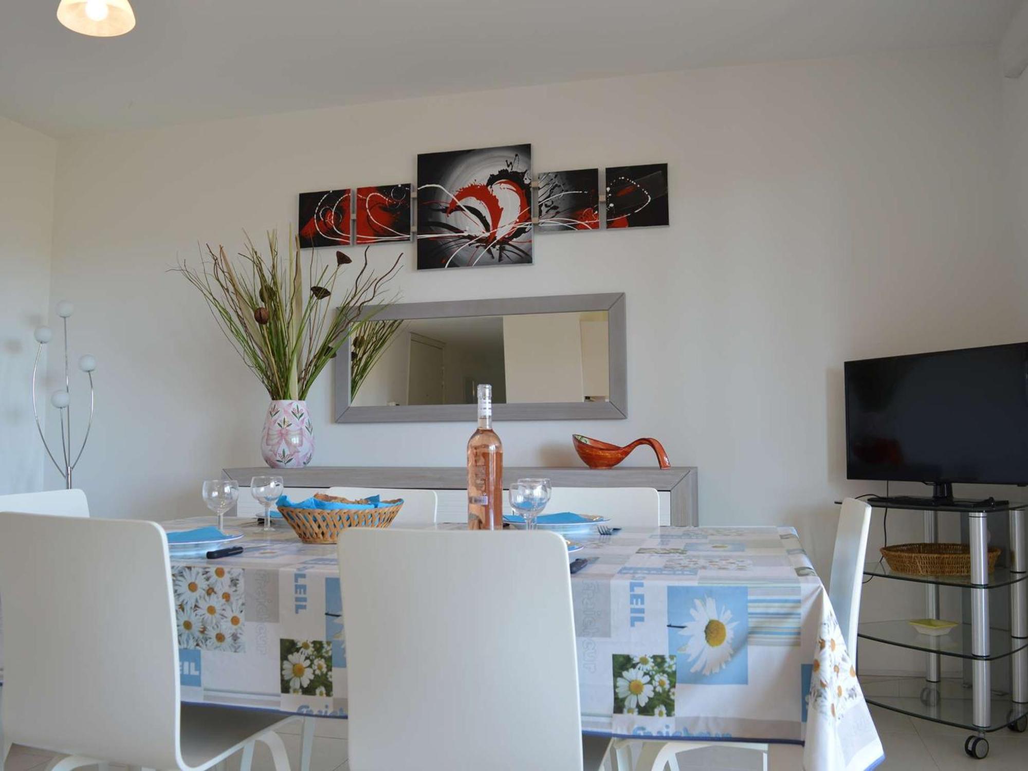 Spacieux 3 Pieces Avec Terrasse, Piscine Et Garage, A 2 Pas De La Plage - Saint Raphael - Fr-1-226A-274 Luaran gambar